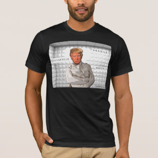 Donald Trump in een keurslijf die antitrommels sch T-shirt
