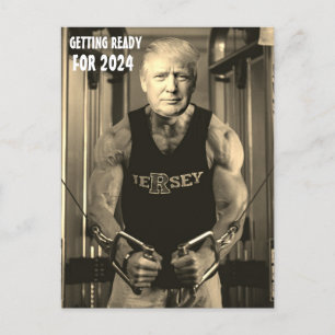 DONALD TRUMP IN HET BRIEFKAART GYM 2024