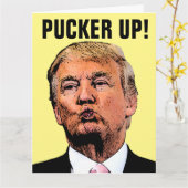 DONALD TRUMP KISS BIRTHDAY OVERGEPLAATSTE KAARTEN (Gele Bloem)