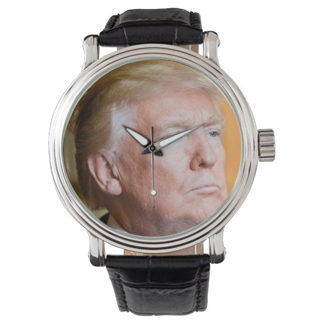 Donald Trump Portrait Horloge (Voorkant)