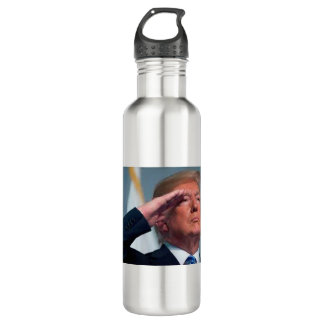 Donald Trump Salutes Waterfles