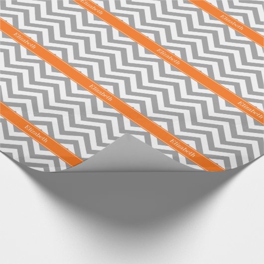 Donk Gray White LG Chevron Pumpkin Naam Monogram Cadeaupapier (Hoek)