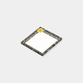 Donker Bloemen Schets Patroon Zwart Geel Monogram Post-it® Notes (Schuin)