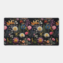 Donker Cottagecore Florals Mousepad