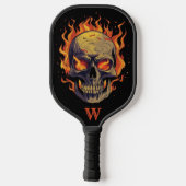 Donker gotische schedel in vlammen Monogram Initia Pickleball Paddle (Achterkant)