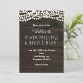 Donker Hout Rustieke String Lights Bruiloft Uitnod Kaart (Staand voorkant)