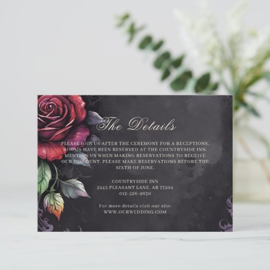 Donker Moody Gothic Red Rose Black Wedding Informatiekaartje (Staand voorkant)