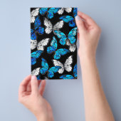 Donker naadloos patroon met blauwe vlinders Morpho Flyer (Hand)