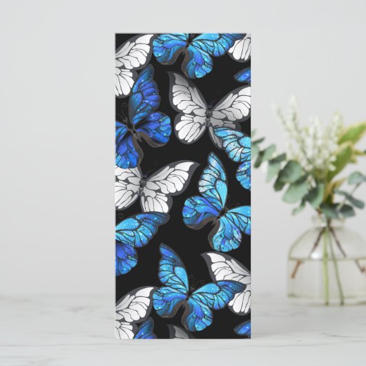Donker naadloos patroon met blauwe vlinders Morpho Kaart (Staand voorkant)