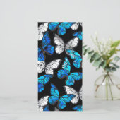 Donker naadloos patroon met blauwe vlinders Morpho Kaart (Staand voorkant)