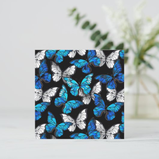 Donker naadloos patroon met blauwe vlinders Morpho Programma (Staand voorkant)