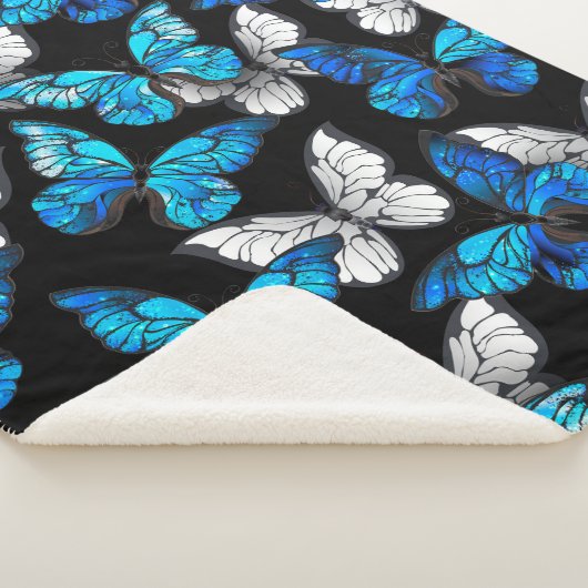 Donker naadloos patroon met blauwe vlinders Morpho Sherpa Deken (3/4)
