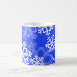 Donkerblauw en witte sneeuwvlokken voor kerstmis koffiemok