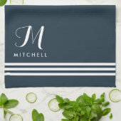 Donkerblauw geavanceerde strips en monogram theedoek (Gevouwen)