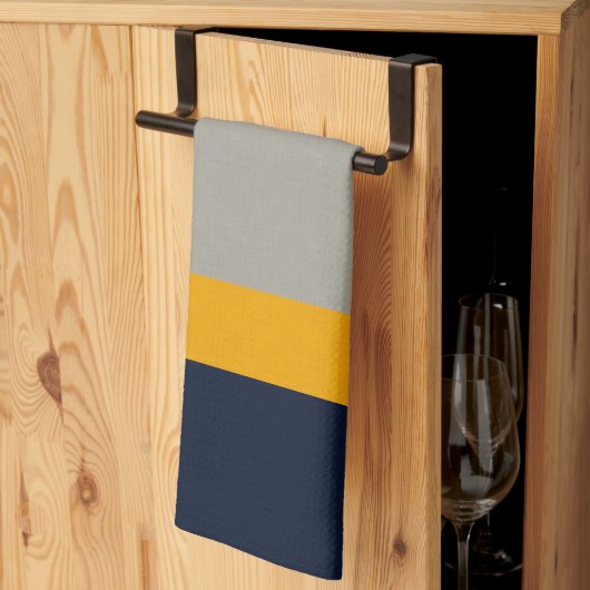 Donkerblauw, geel, grijs gestreept theedoek (Derde Gevouwen)