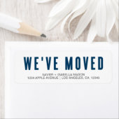 Donkerblauw We hebben verplaatst Etiket (Insitu)