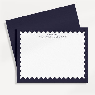 Donkerblauwe briefkaart met stempelrand