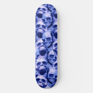 Donkere blauwe schedels skateboard