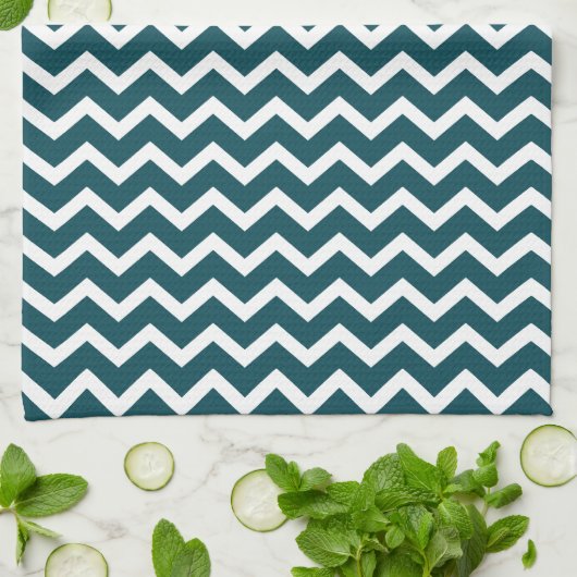 Donkere Blauwgroen Zig Zag Chevrons Pattern Theedoek (Gevouwen)