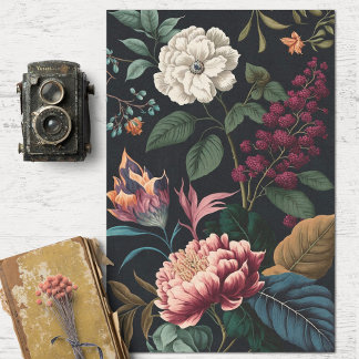 donkere bloemen ontkoppelen tissuepapier