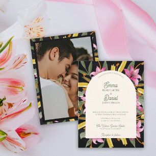 Donkere Blush Roze Lelie Foto Gebogen Trouw Uitnodiging Briefkaart