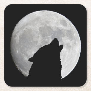 Donkere wolf en een volle maan bij nacht vierkante kartonnen onderzetter