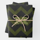 Donkergrijs legergroen  chevron Monogram Inpakpapier Vel (In situ)