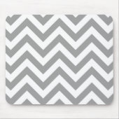 Donkergrijs wit groot Chevron ZigZag patroon Muismat (Voorkant)