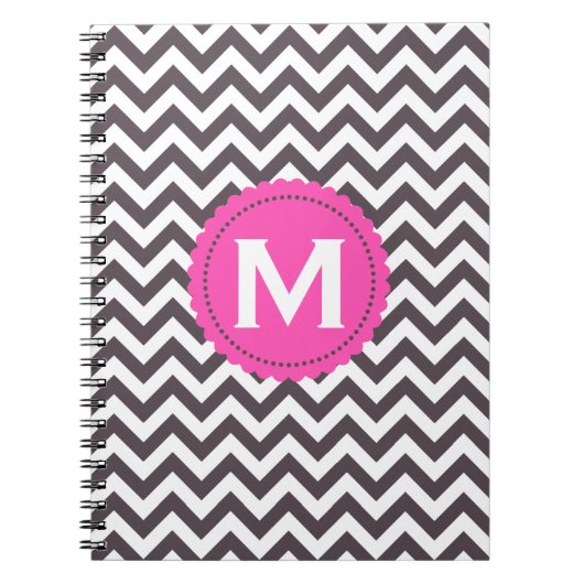 Donkergrijs wit monogram Chevron Pattern Notitieboek (Voorkant)