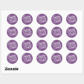 Donkerpaarse witte script save the date ronde sticker (Vel)