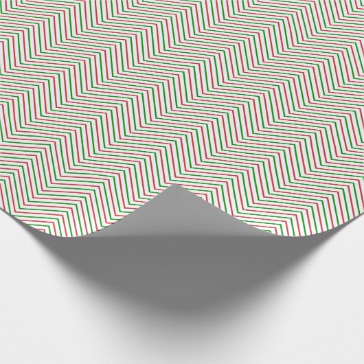 Donkerrode, groene en witte Chevron Line Cadeaupapier (Hoek)