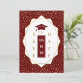 Donkerrood goud geometrische afstudeerfeest aankondiging (Staand voorkant)