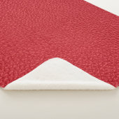 Donkerrood kunstleer close-up. sherpa deken (3/4)