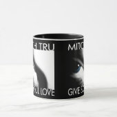 Donner l'amour âme café Mug (Centre)