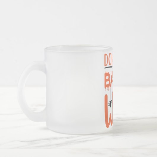 Don't Be A Basic Witch Halloween  Matglas Koffiemok (Links)