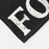 Don't Let The Ponytail Fool You Karate Fighter Mar Fleece Deken (Hoek)