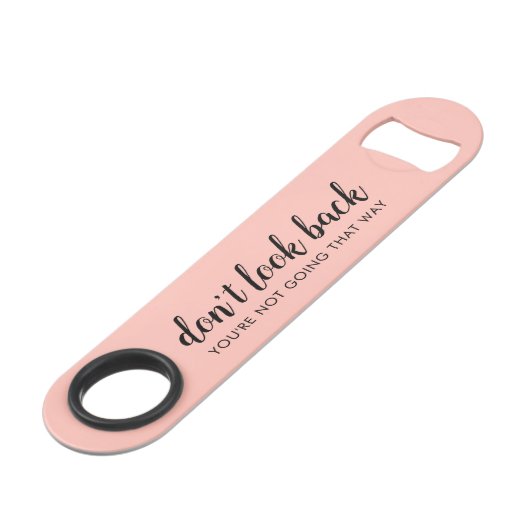 Don't Look Back | Uplifting Peachy Pink (Devant angulaire)