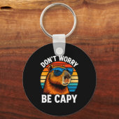 Dont Worry Be Capy Capybara Sleutelhanger (Voorkant)