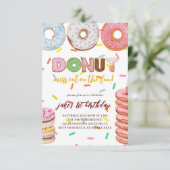 Donut Birthday Uitnodiging (Staand voorkant)