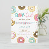 Donut Genre Révéler Invitation Garçon ou Fille Lui (Debout devant)