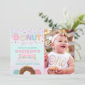 Donut Invitation Anniversaire Donut Grow Up Party (Debout devant)