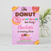 Donut invitation anniversaire Purple sprinkings Pa (Debout devant)