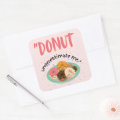 DONUT ONDER SCHATTING VIERKANTE STICKER (Envelop)