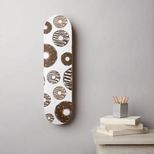 Donut Pattern, Chocolate Donuts, Karamel Donuts Skateboard (Muurkunst)