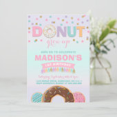 Donut Verjaardag Uitnodiging Donut Grow Up Party (Staand voorkant)