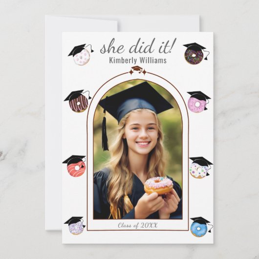 Donuts and Degrees Afstuderen Aankondiging Kaart (Voorkant)