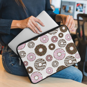 Donuts, roze donuts, bruine donuts laptop sleeve