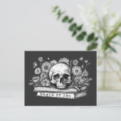 Dood door schedel en boeken briefkaart (Staand voorkant)