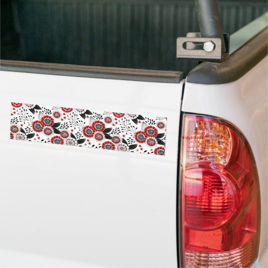 Doodle bloemen en bladeren in rood en zwart bumpersticker (Op Truck)