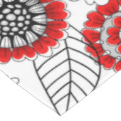 Doodle bloemen en bladeren in rood en zwart tafelkleed (Gekanteld)